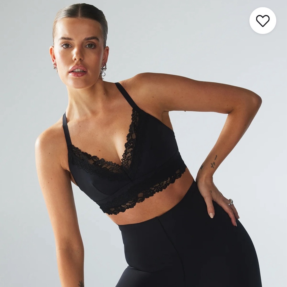 Lace Race Low-Impact Sports Bra